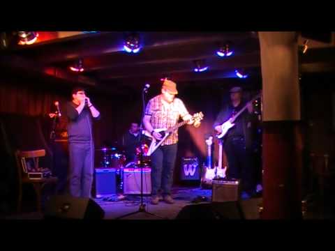 Wolfgang Hillmann - Live at the Hot Jazz Club - Blues in E.