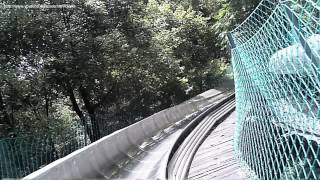 preview picture of video 'Bobkart Alpine Roller Coaster - Gongqing Forest Park, China'