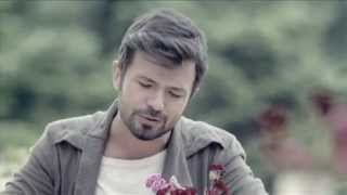 Download lagu Yalın - Anlat Güzel Mi Oralar mp3