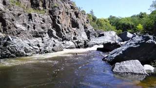 preview picture of video 'Cajón del Barrancas en Alpa Corral'