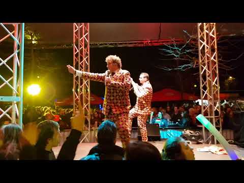 Het Feestteam - let it be