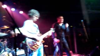 Far Too Jones - Shine On (live)