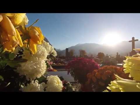 Castet Vallée d'Ossau. Village, château, église...