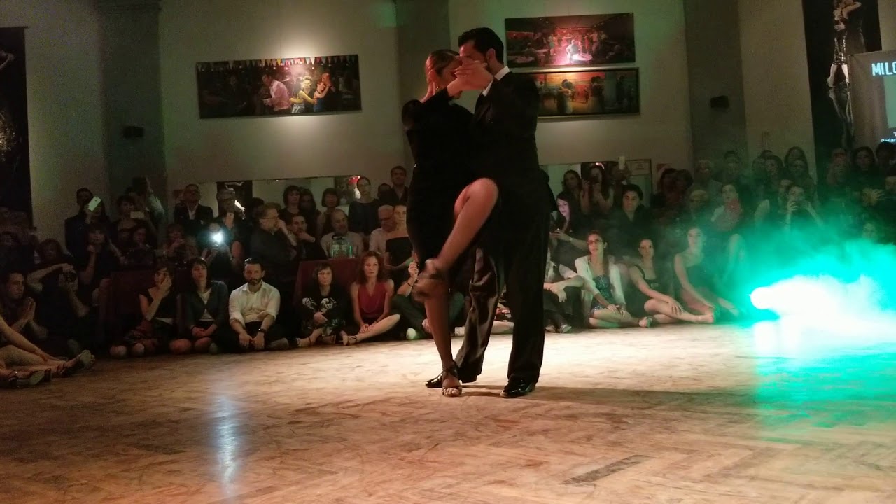 Noelia Hurtado & Facundo de la Cruz - TangoSalon Extremo at Salon Canning on 8/9/19 (1 of 2)