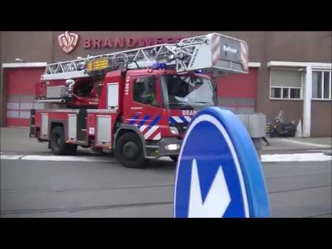 autospuit hendrik en autoladder hendrik met spoed naar brand in amsterdam