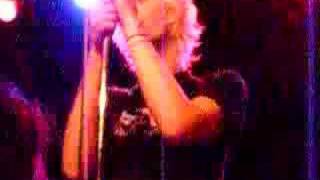 Sarah Bettens - scream