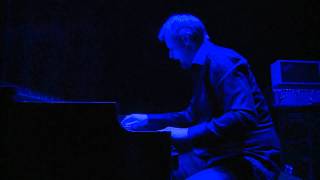 NNN Live at the Victoria Theatre - I'm in Love with a Girl on The Run