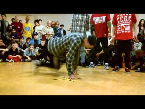Da B-boy/girl Cyphers - Birmingham Breakfest 2011 (7