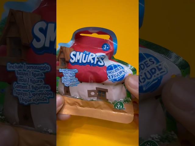 Vídeo relacionado con Pitufos - Casitas con figuras de Pitufos Sorpresa, 6 modelos de casitas diferentes para coleccionar, Lanza confeti cuando se abre, Figuritas de Pitufos de 5 cm, Para niños de 3 años, Famosa (PUF13000)
