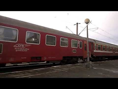 Trenul IR 1541 Iași Brașov pleacă din Miercurea Ciuc data 20. 12. 2014.