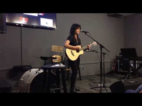 Lisa Azzolino - Angie Baby [LIVE at East Bay Coffee]