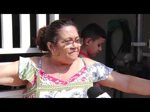 Moradores reclamam de escola abandonada no Jardim Centenário