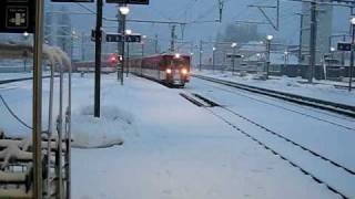 preview picture of video 'Visp MGB train arrives from Brig'