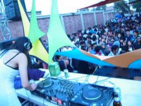 DJane Cyber Doll (Natural System)  [Yotopia Party by Beat Mafia]