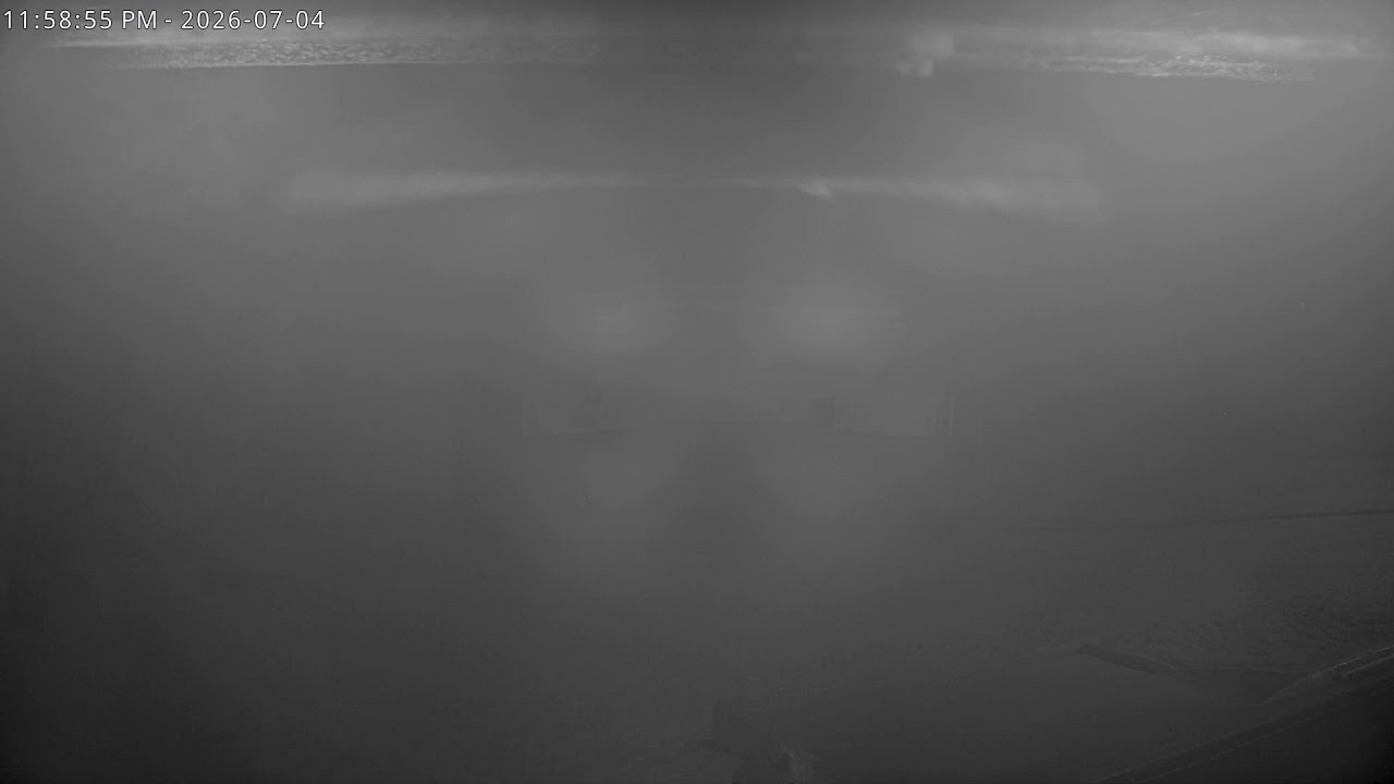 Live webcam view of Escenario del Bandshell de Lithia Park