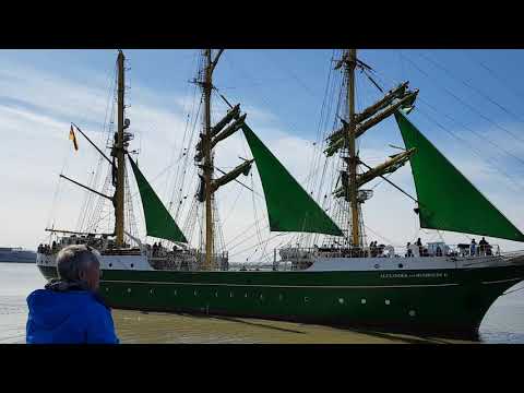 Großsegler ALEXANDER VON HUMBOLDT II