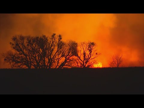 Raw video: Wildfire in Eastland County in North Texas