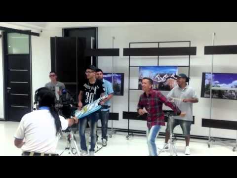 La mara santos ft el russo exito en bolivia