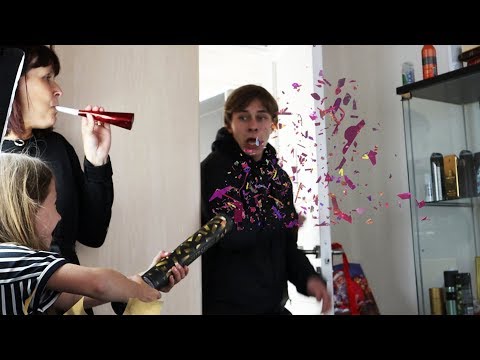 OVERRASKER MAX FORDI HAN FIK 12 I SKOLEN