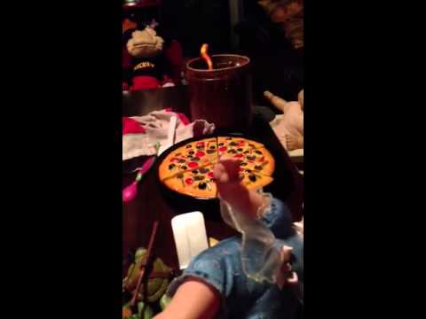 Hallen singing Happy Birthday to Bedste