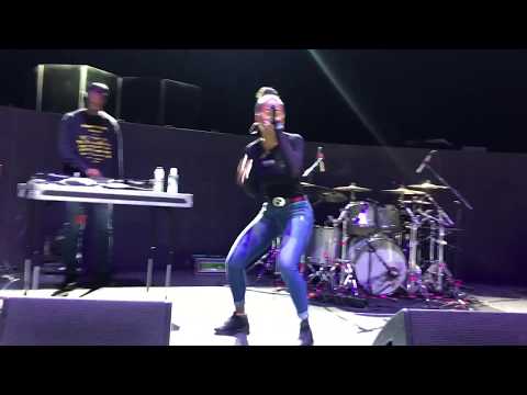 Bryson Tiller Set It Off Tour London: IAMDDB Live