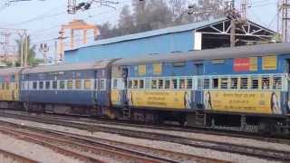preview picture of video 'Mumbai Bhubaneswar KONARK Express'