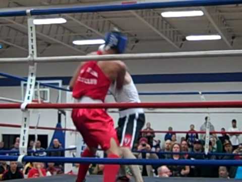 Tommy Trotta vs Luis Sanchez 152lbs.(Round 1) - Western New England Golden Gloves (1-23-10)