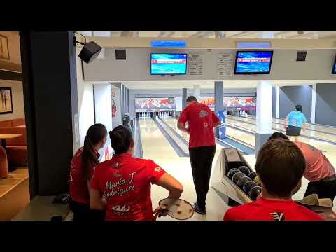 A Saint-Lô, les stars du bowling sont au Macao