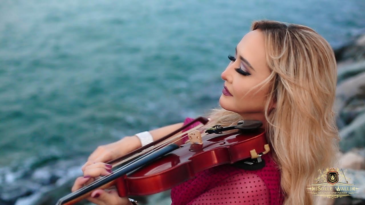 Hire Solle Wall Violinist in Charlotte, North Carolina