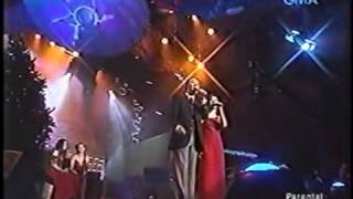 Kyla with Jose Mari Chan - Do You Hear What I Hear (SOP 2003)