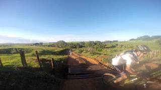 preview picture of video 'Pedal Trilha, Nsa Senhora Saude e Faz. Santa Rosa Alta'