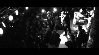 ALEMAN // ESTA NOCHE // EN VIVO