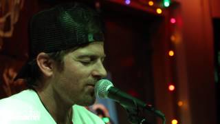 Kip Moore - &quot;Hey Pretty Girl&quot; (Acoustic) - NASH FM 94.7&#39;s Up Close and Country