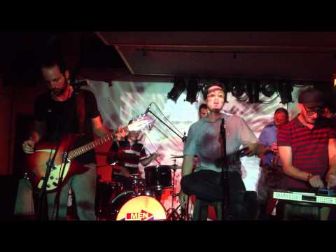 MONC - People of Tomorrow w remixer Markey Funk  live  -B