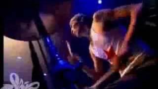 Download lagu Slank - Bang Bang Tut medley Feodalisme (Live) mp3