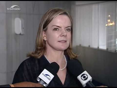  Para Gleisi, vândalos foram infiltrados para prejudicar manifestação