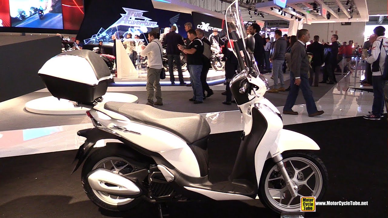 2015 Honda SH Mode 125 Scooter - Walkaround - 2014 EICMA Milan Motorcycle Exhibition