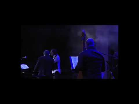 Moncho, Sangre de Bolero   En concierto en el Palau de la Música.  No ha sido un sueño  con Anton