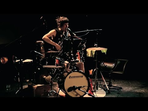 BUSTJES - Steffie Van Cauter