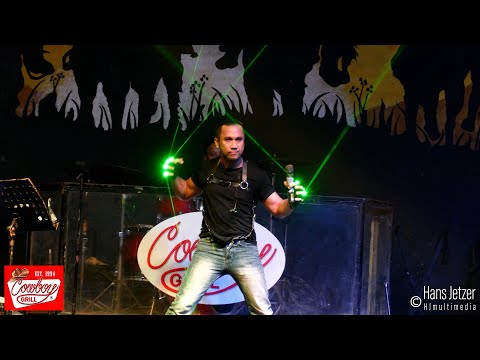 Juntos em Electric Dreams com WAVE NATION. Gravado no Cowboy Grill Mabini, Manila