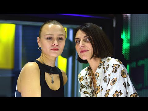 Rosalie. o poszukiwaniu twórczej tożsamości na albumie "IDeal" [Wszystko gra]