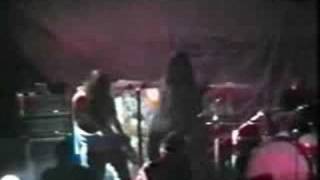 *Rare Footage* Kyuss - Live in Milano (5) El Rodeo