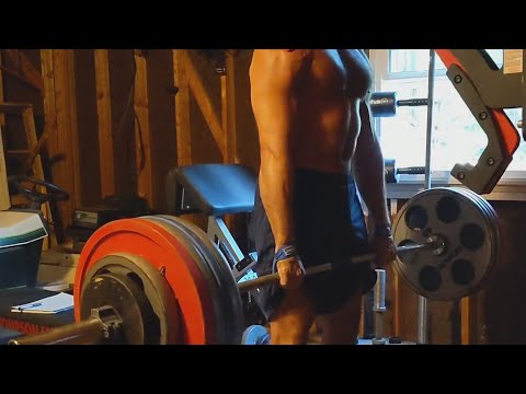 495 lbs (225 kg) deadlifts for 2