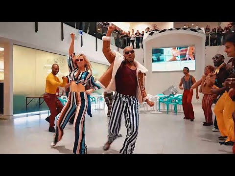 ELS CATARRES - En peu de guerra (traducida)