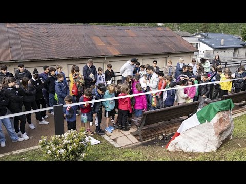 Piazza Brembana, inaugurato il Giardino degli 11