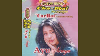 Download lagu Cinta Berpayung Bulan mp3