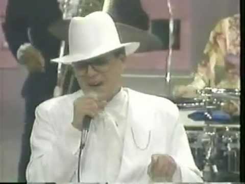 El Cantante - Van Lester (Show de las 12)