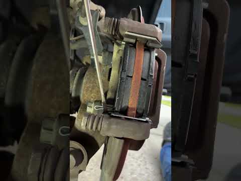 Brake Pad Wear Indicator Installation Side