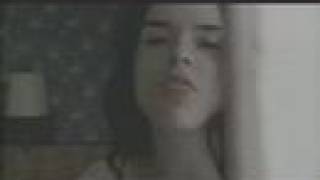 Leona Naess &quot;Charm Attack&quot;