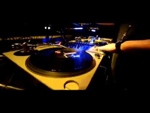 Dj Fat Fingaz @ Slim ( Bankok, Thailand )
